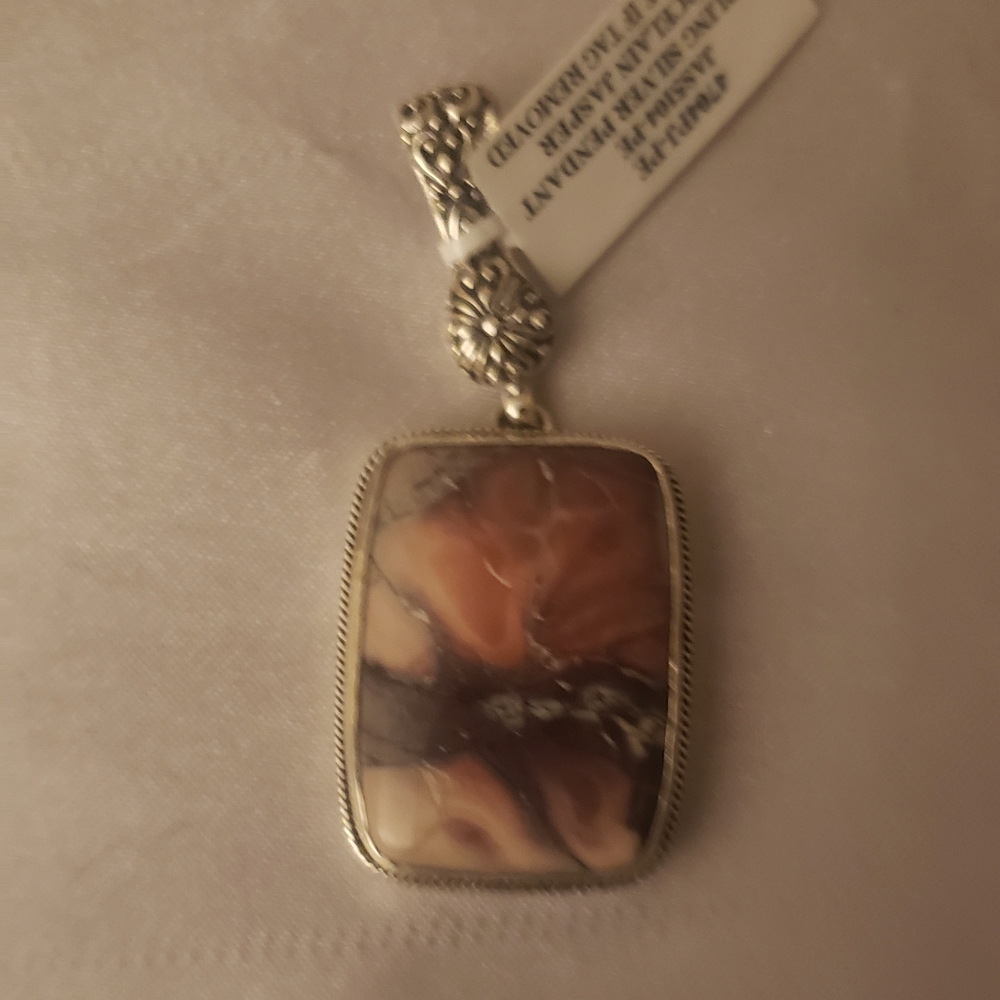 Sarda, New Porcelain Jasper pendànt enhancer, hàndmade in Indonesia